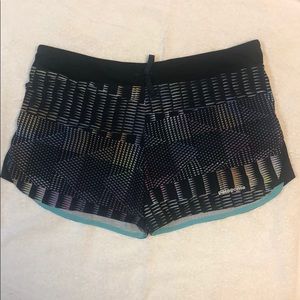 LIKE NEW! Patagonia Nine Trails Running Shorts